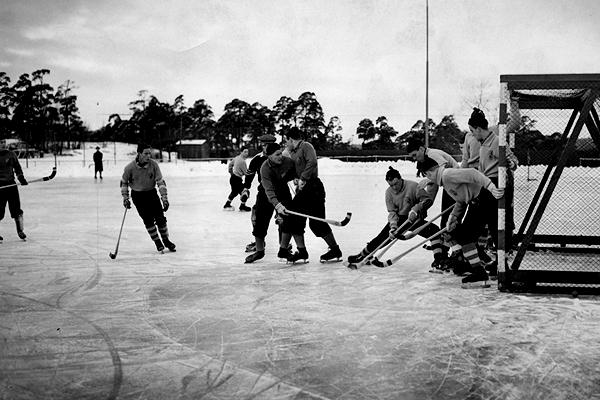 Historisk bild från DIF Bandy